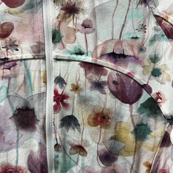 Lululemon Cropped Define Jacket Nulu Size 22 in Mood Wash Floral Max *RARE FIND* - Picture 6 of 8